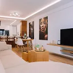 Elegancia Y Diseno En By Apartament