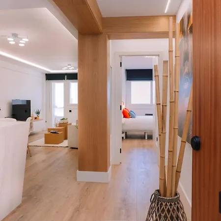 Elegancia Y Diseno En By アパート *