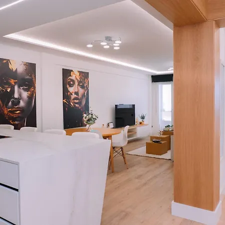 Elegancia Y Diseno En By Apartamento Vigo