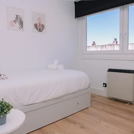 Elegancia Y Diseno En By アパート *