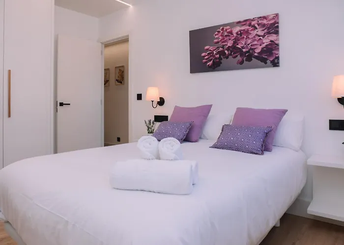 Elegancia Y Diseno En By Apartmán Vigo