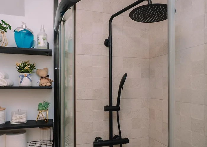 Elegancia Y Diseno En By Vigo