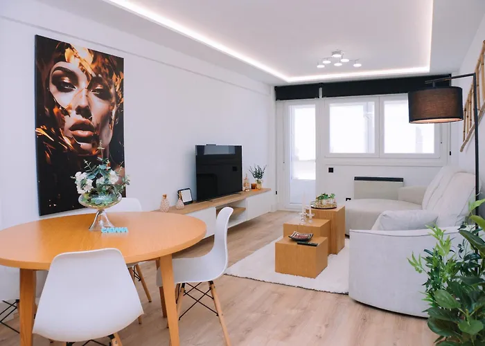 Elegancia Y Diseno En By * Vigo