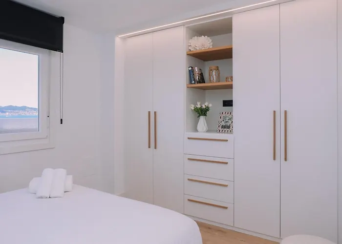 Elegancia Y Diseno En By Vigo