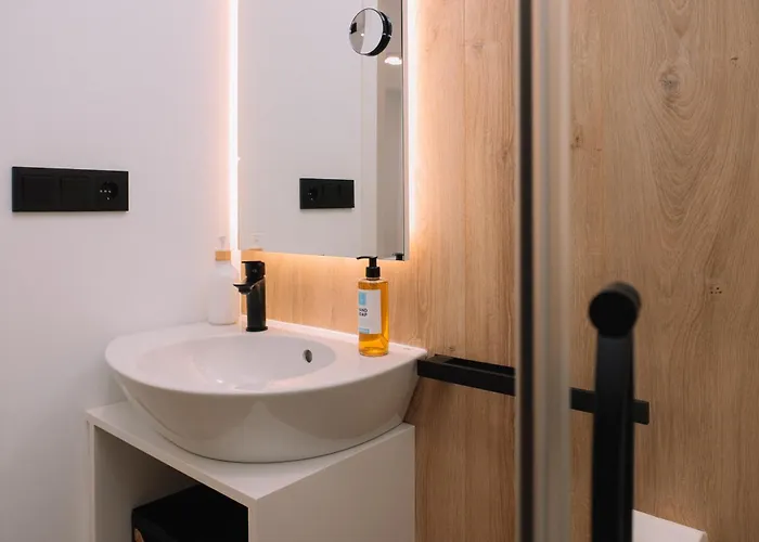 Elegancia Y Diseno En By Apartman *